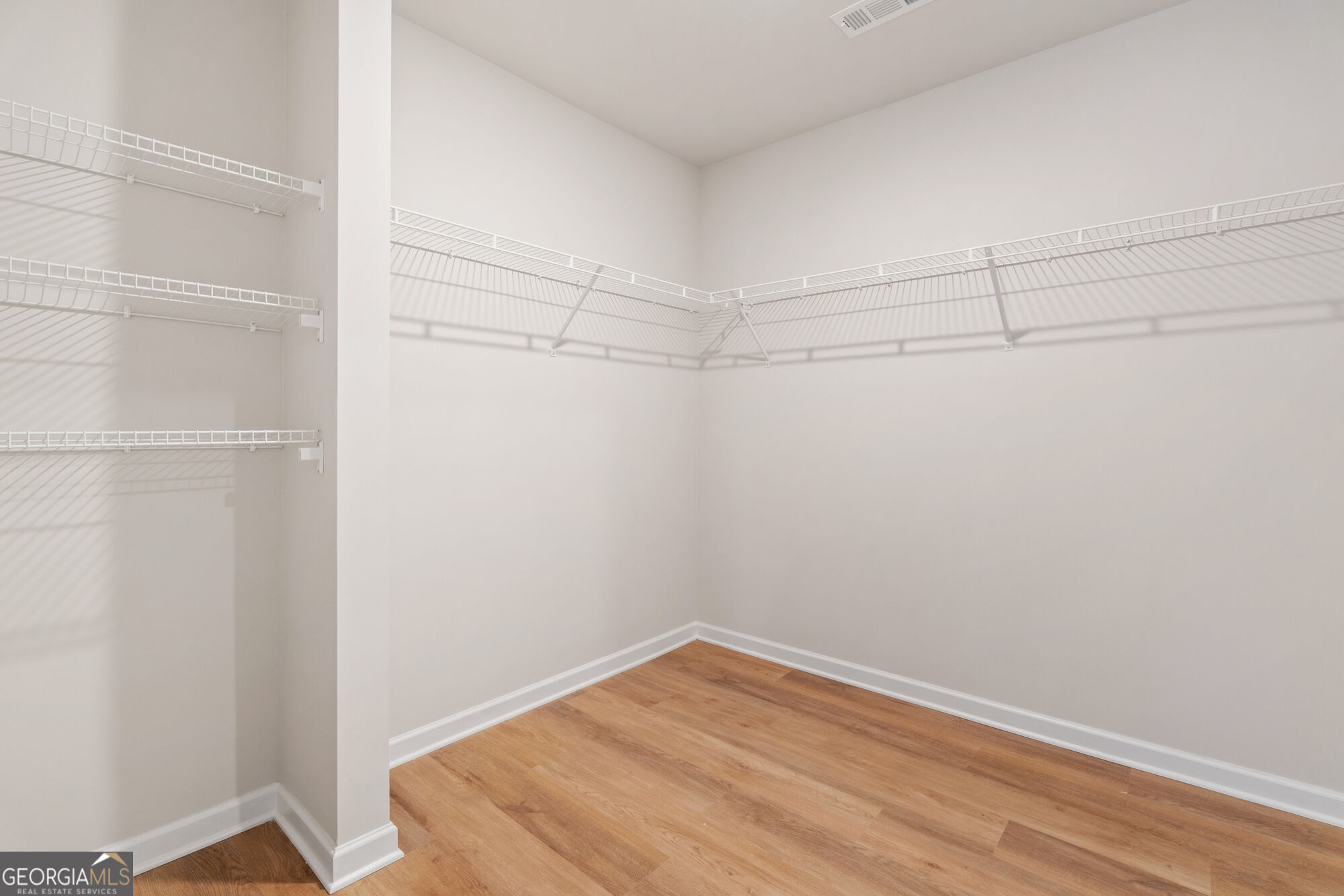 1211 Homer Way Property Photo 22