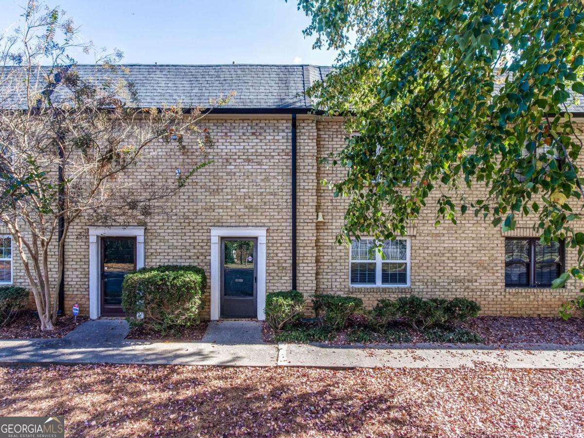 280 Winding River Road # B Property Photo 1