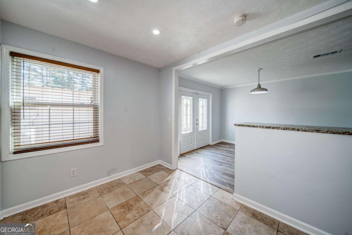 280 Winding River Road # B Property Photo 15