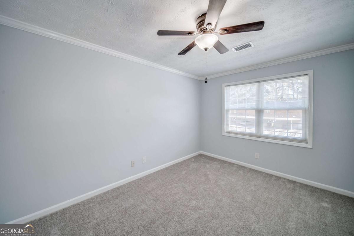 280 Winding River Road # B Property Photo 24