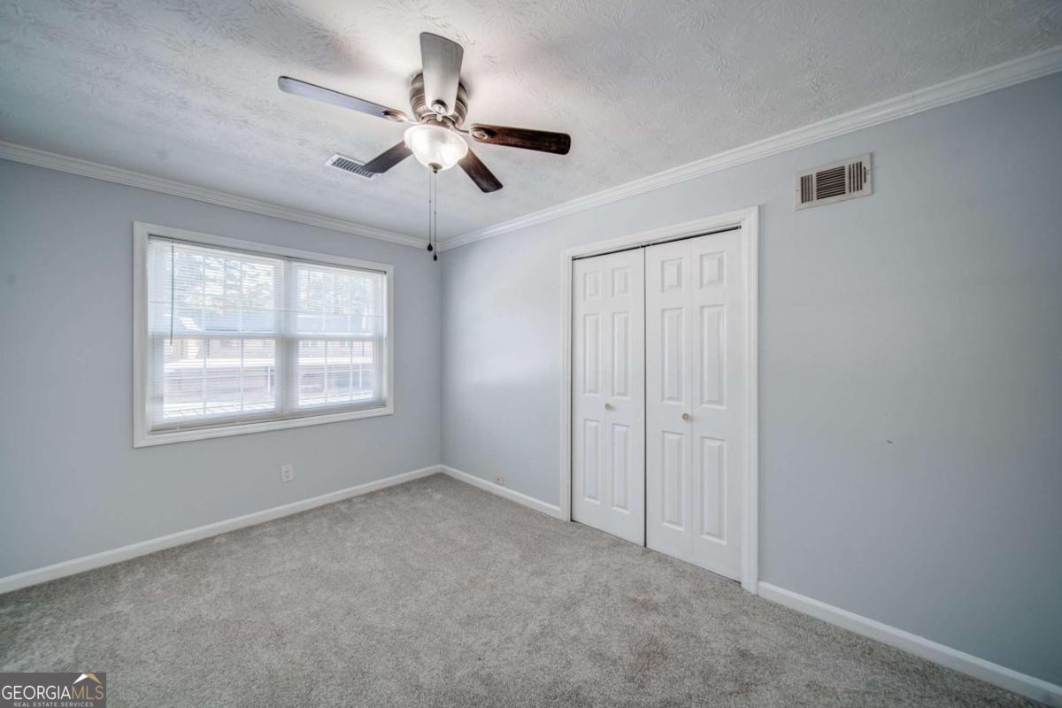 280 Winding River Road # B Property Photo 25