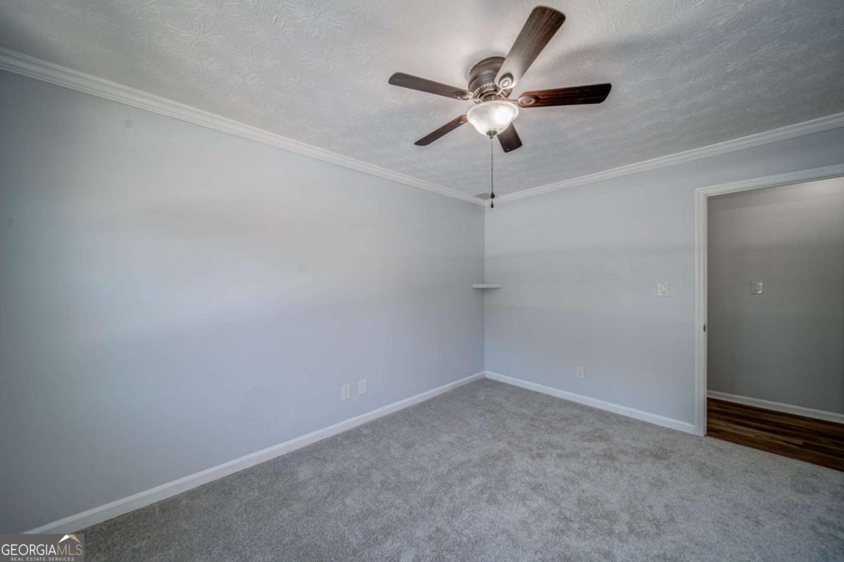 280 Winding River Road # B Property Photo 31
