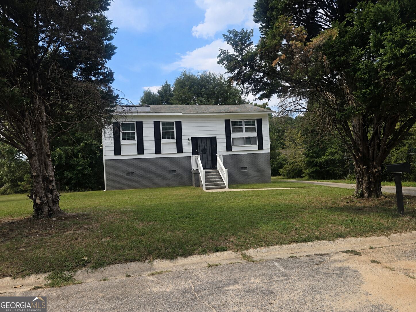 3475 Majestic Court Property Photo 1