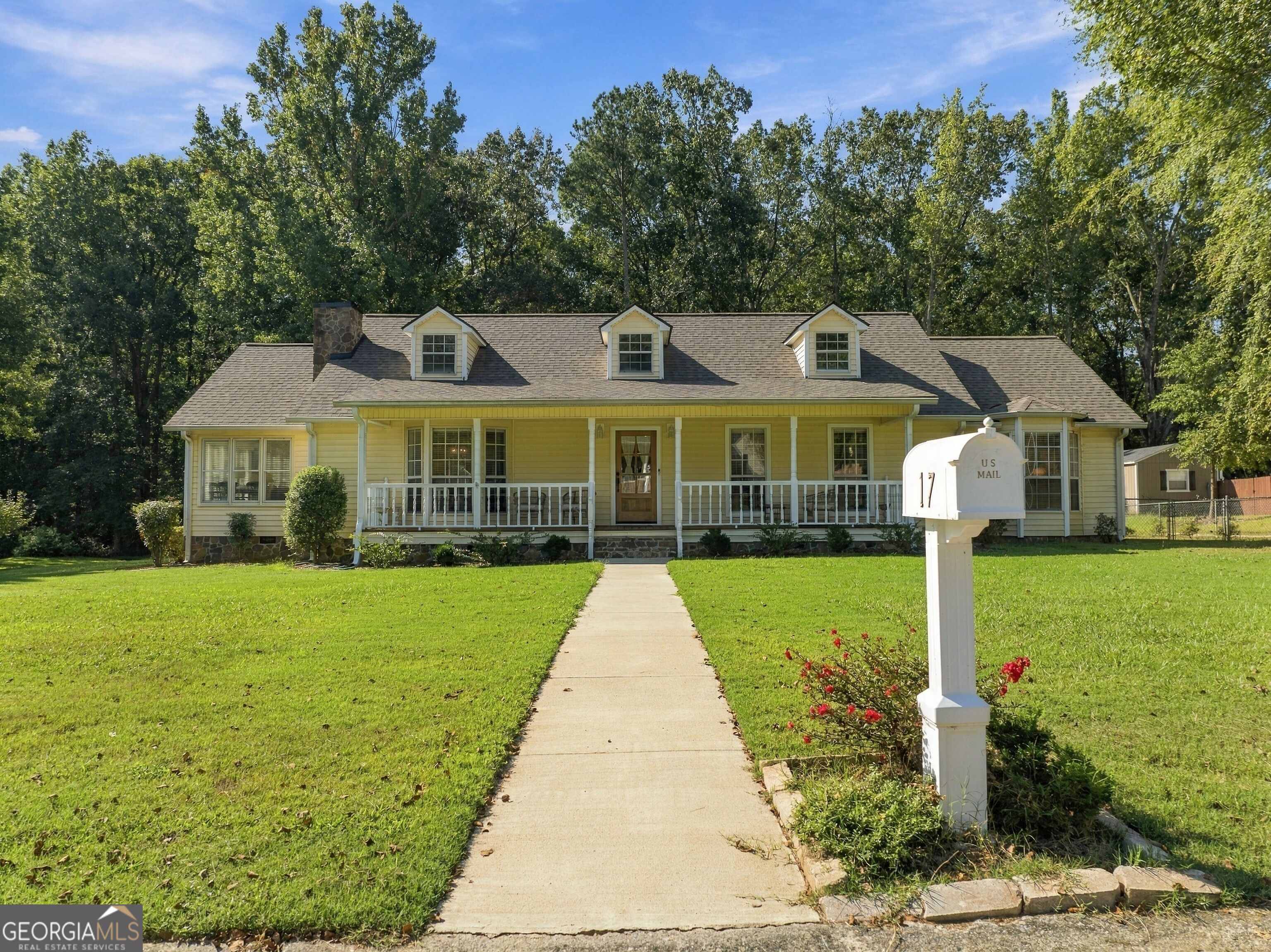 17 Bennington Drive Nw Property Photo 1