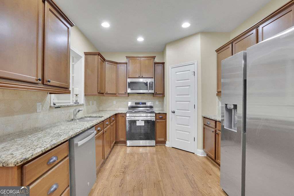 8105 Majors Glen Court Property Photo 7