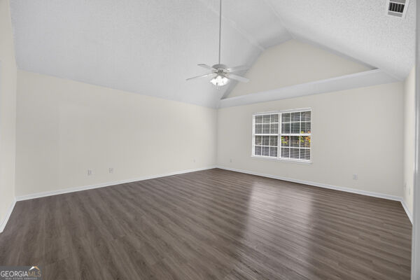 185 Penny Lane Property Photo 17