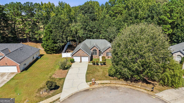 185 Penny Lane Property Photo 28