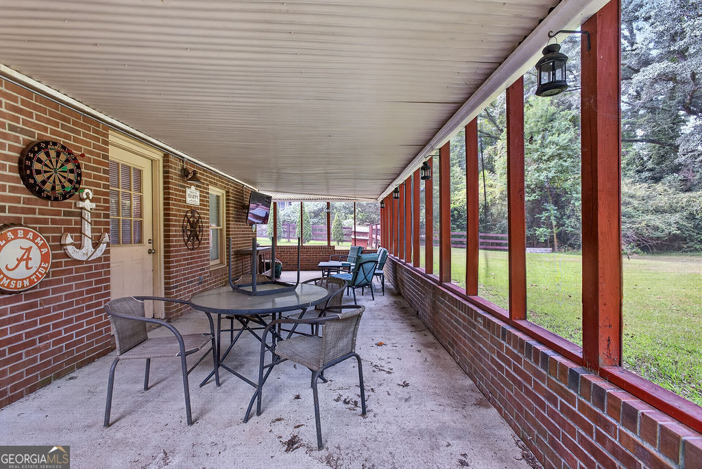200 1/2 Pine Street Property Photo 9