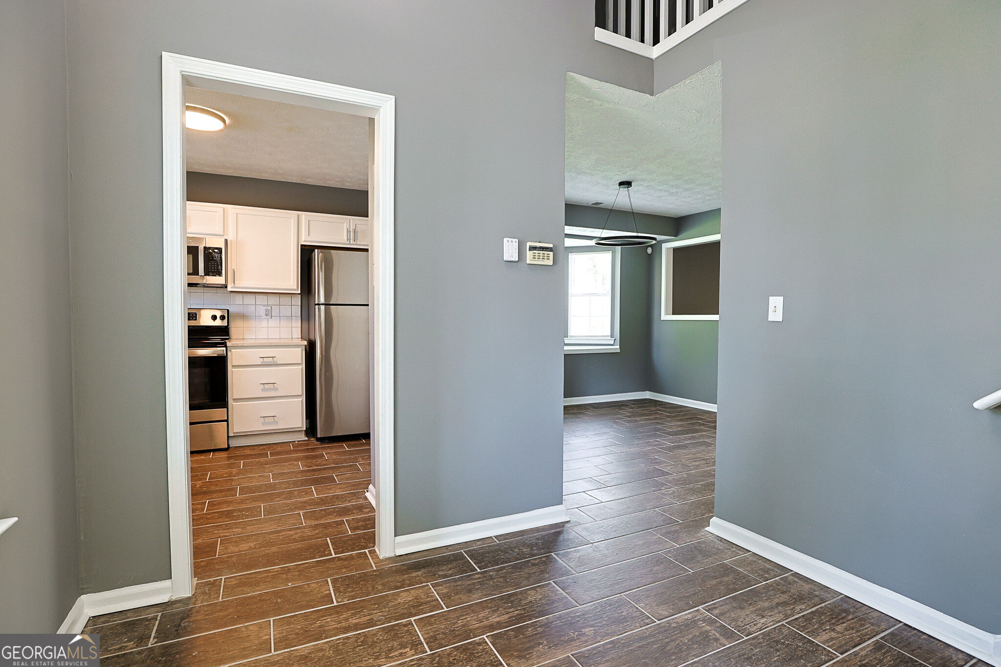 5964 Sherwood Trace Property Photo 3