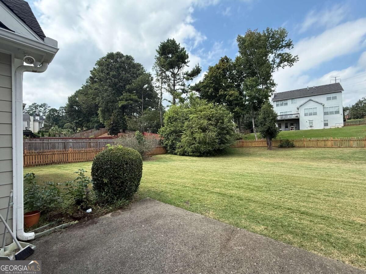 2072 Little River Drive Property Photo 13