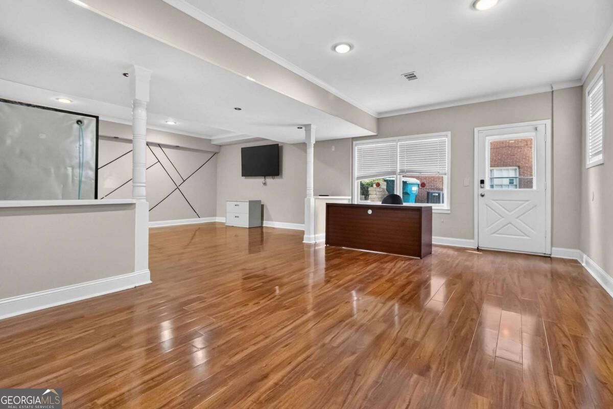 660 Belgrave Lane Property Photo 13