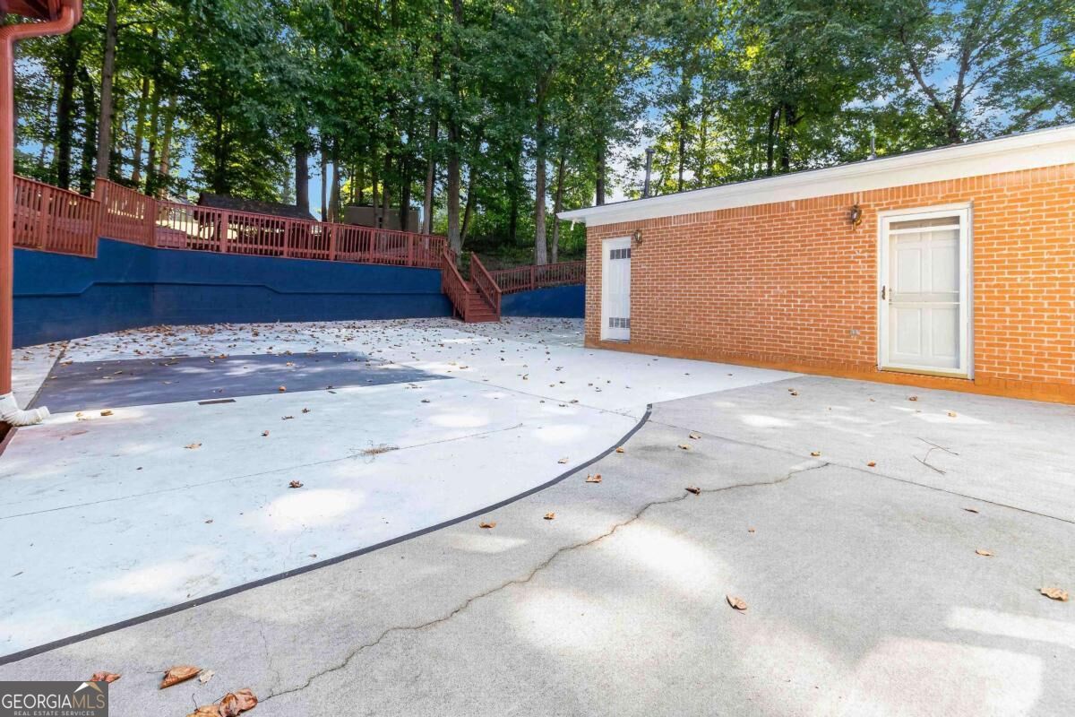 660 Belgrave Lane Property Photo 26