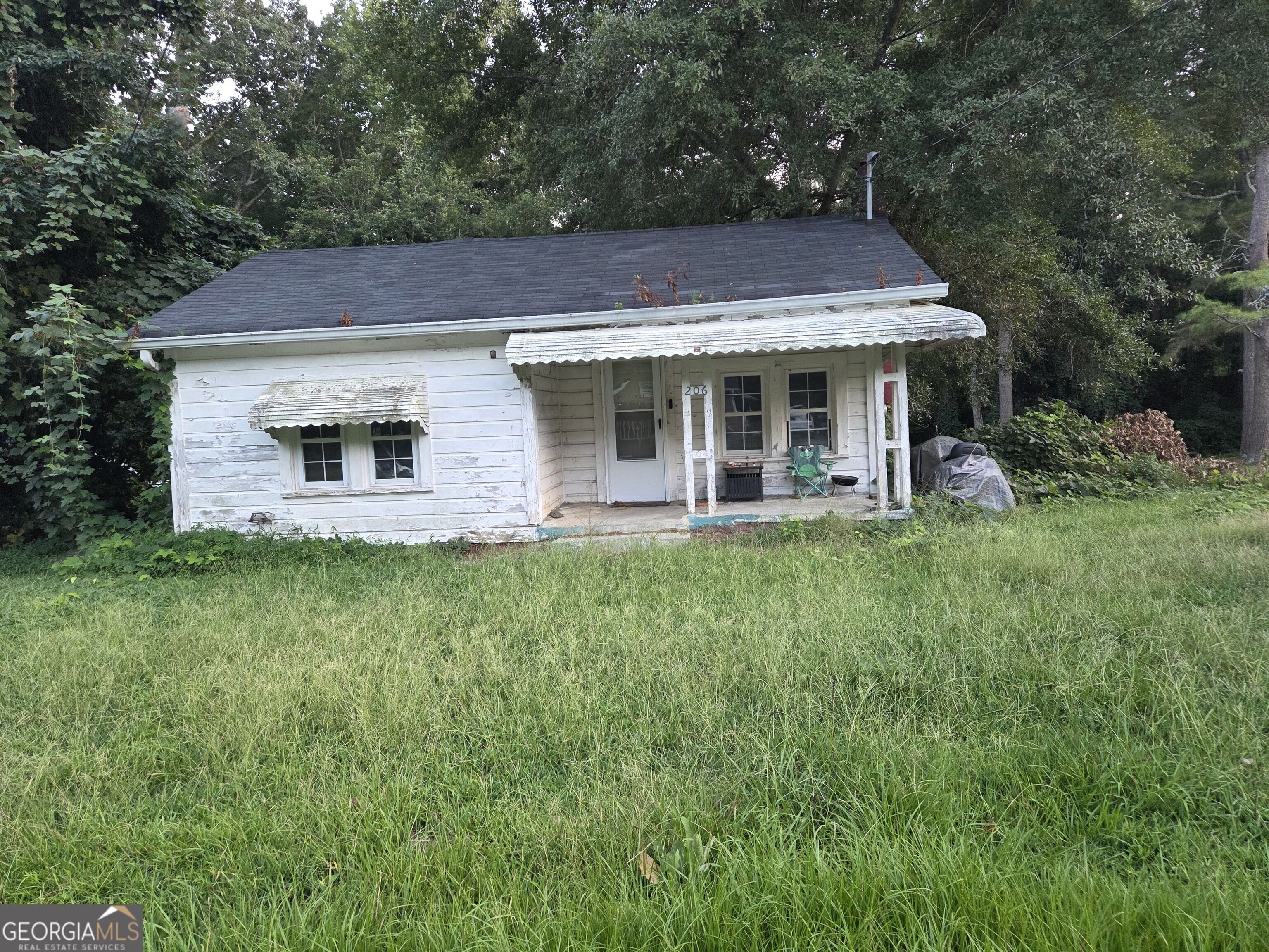 206 Edwards Street Property Photo 1