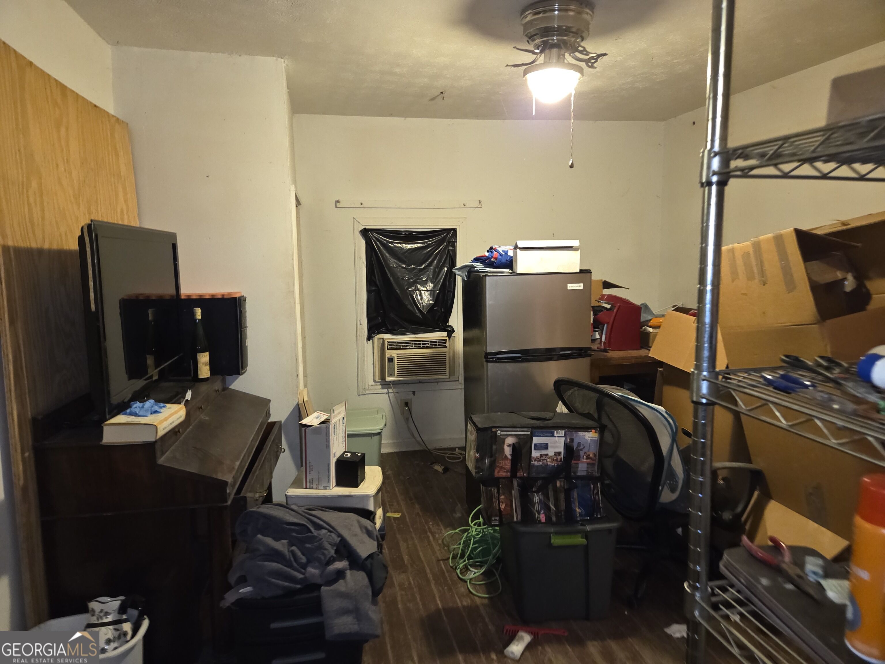 206 Edwards Street Property Photo 6