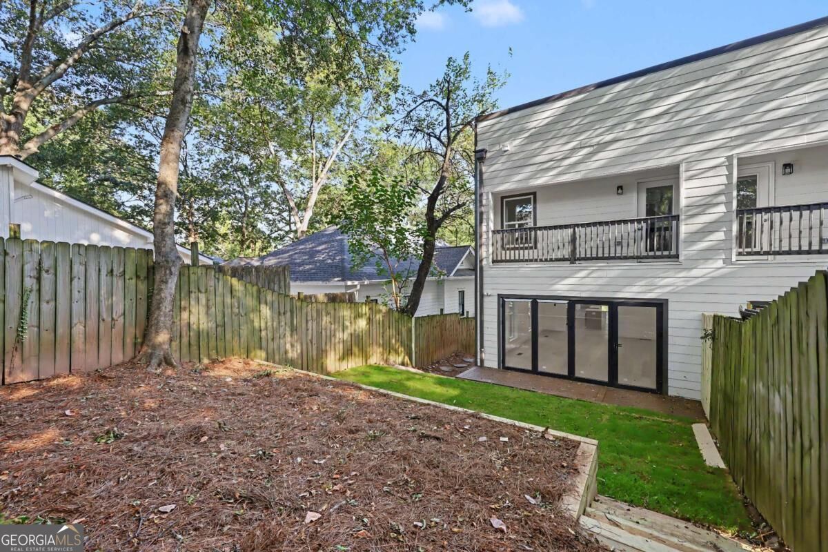 371 5th Street Ne Property Photo 5