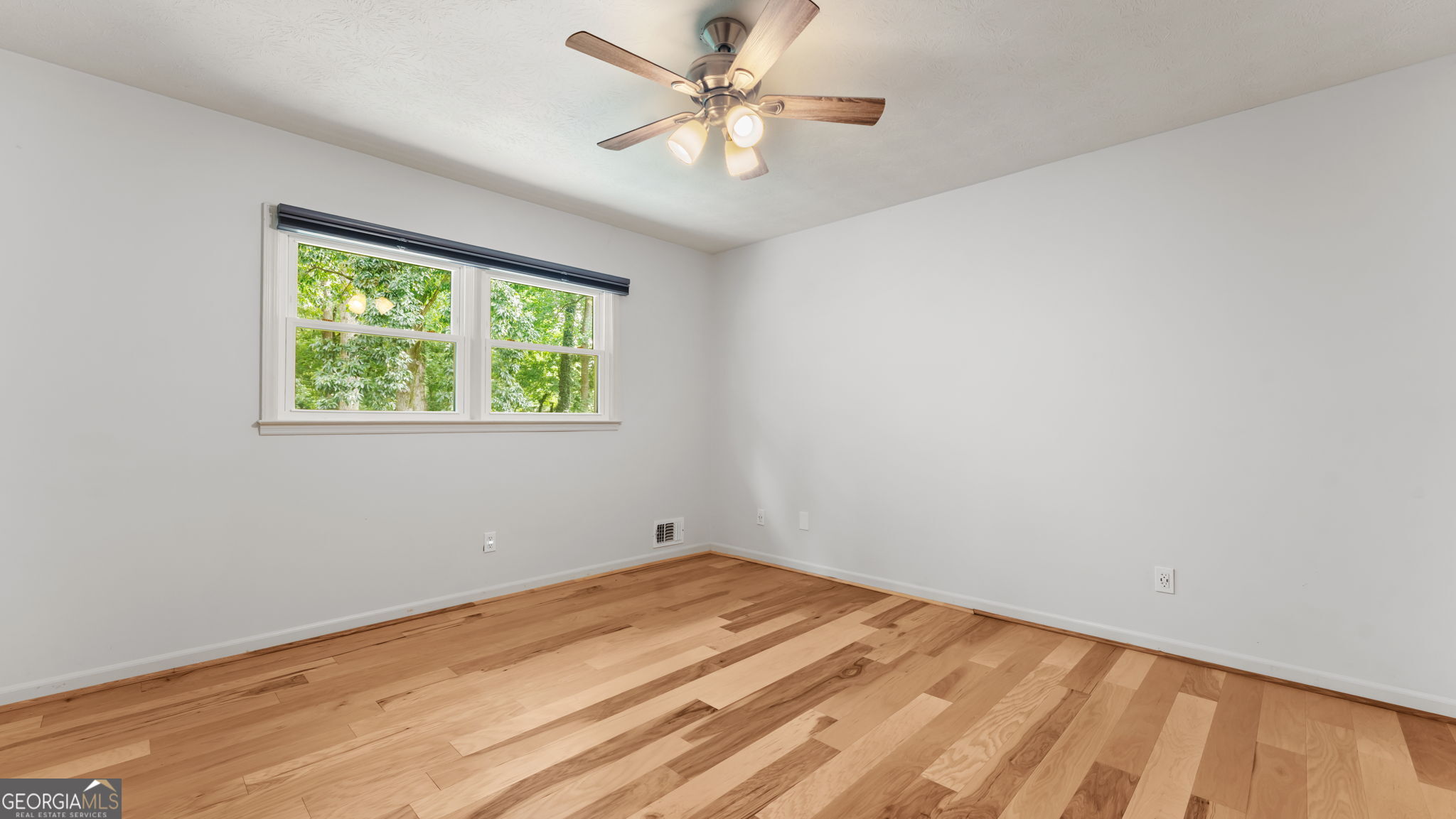 2679 Regency Drive E Property Photo 55