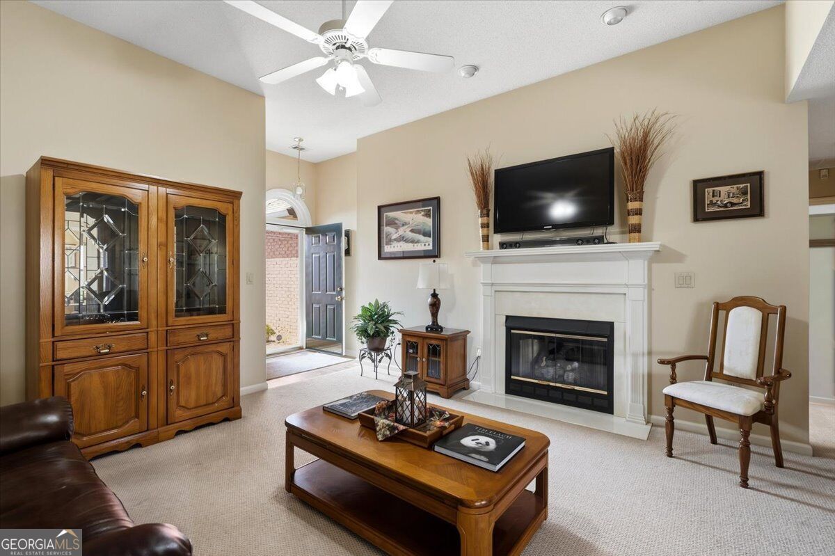 106 Galaxy Avenue Property Photo 7