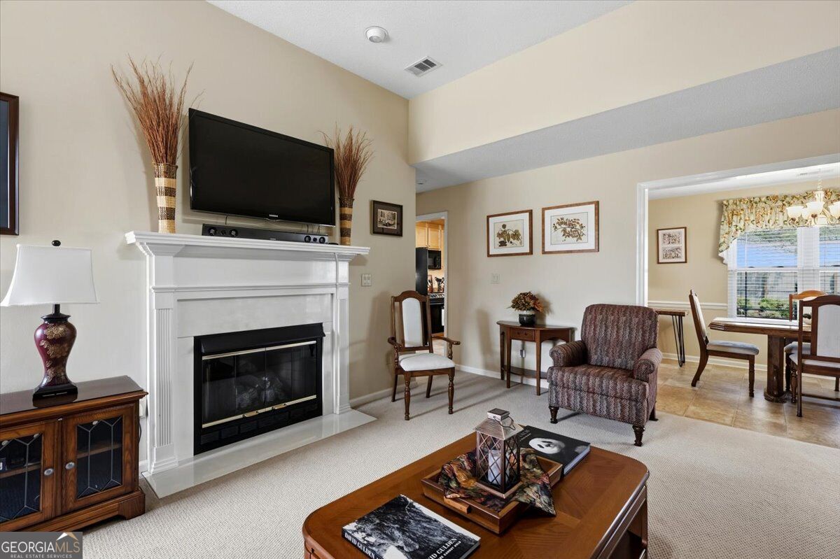 106 Galaxy Avenue Property Photo 8