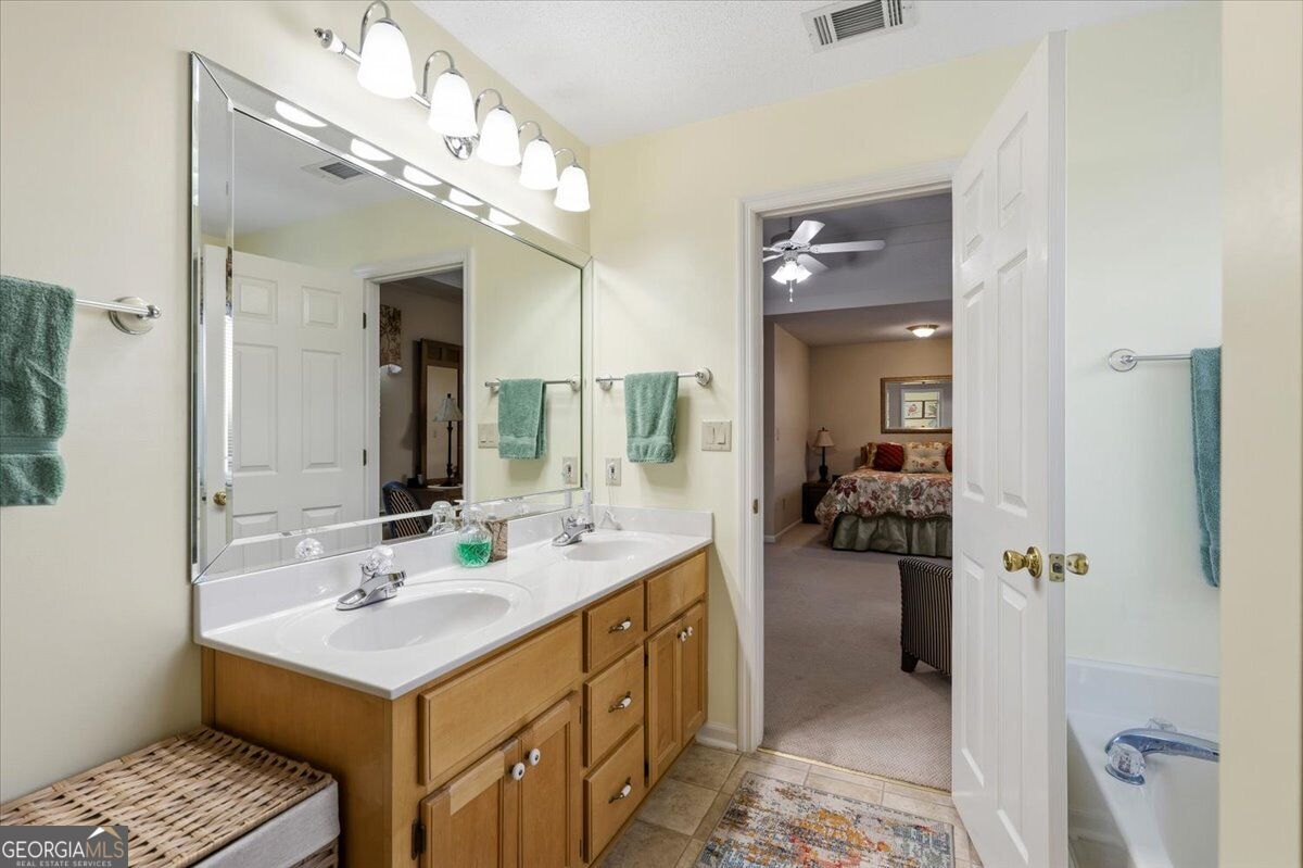 106 Galaxy Avenue Property Photo 29
