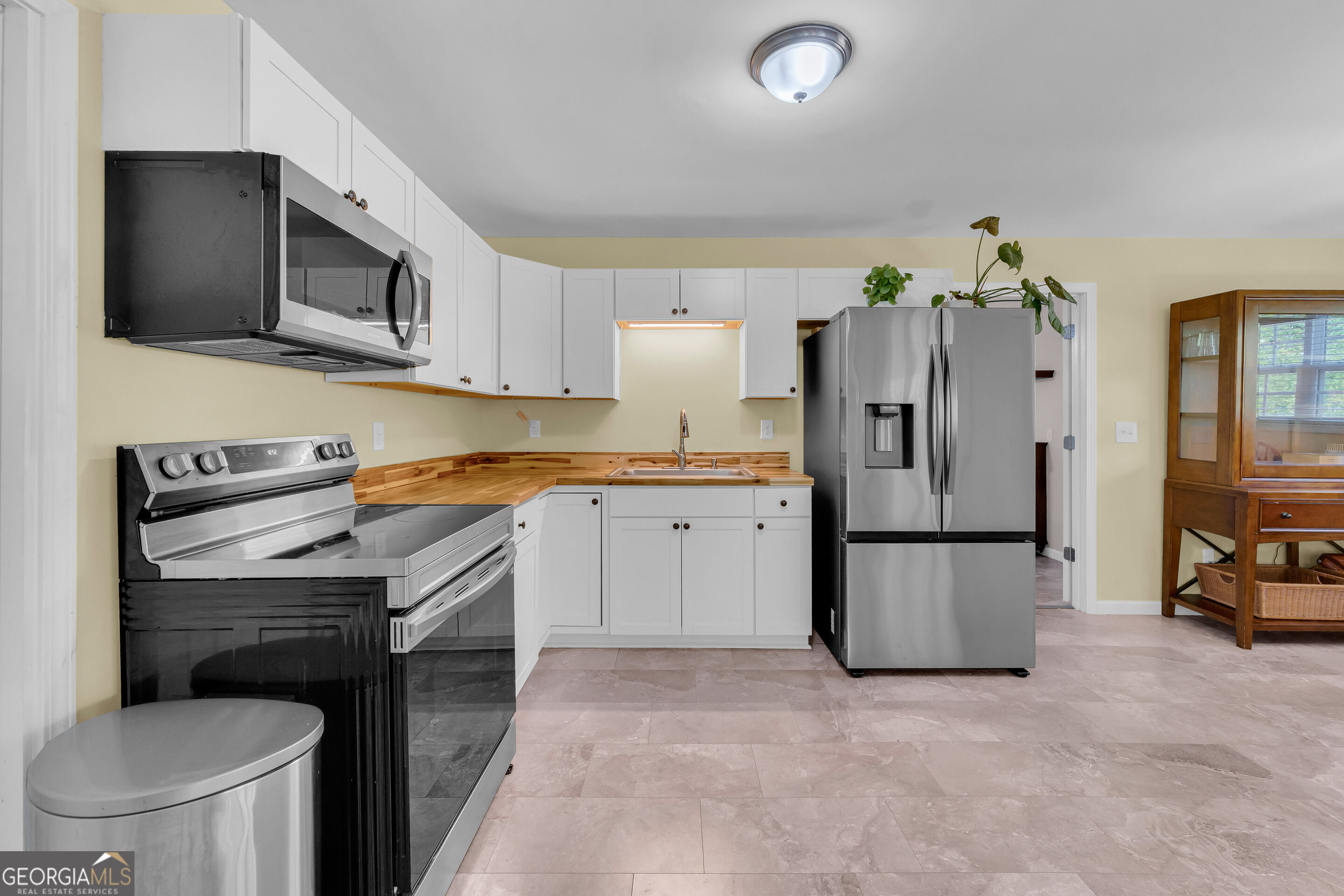 530 Grandview Avenue Property Photo 11