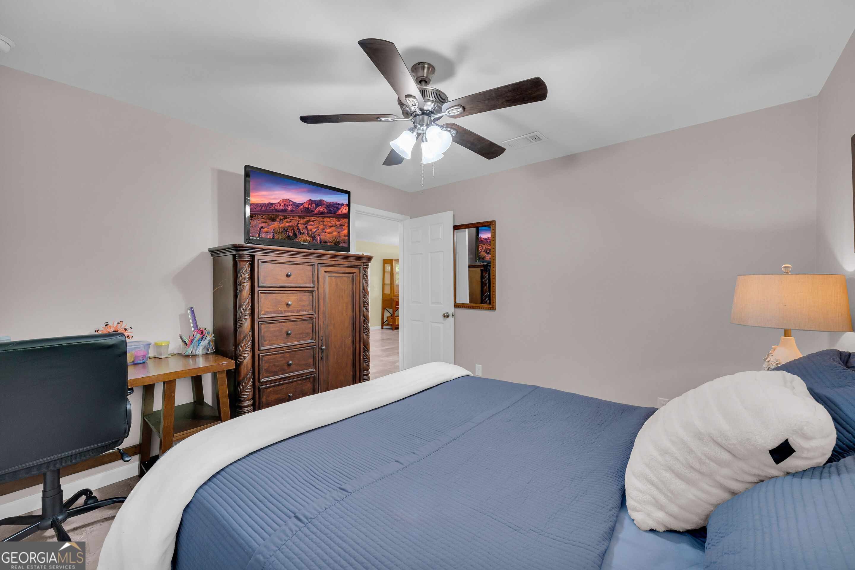 530 Grandview Avenue Property Photo 25