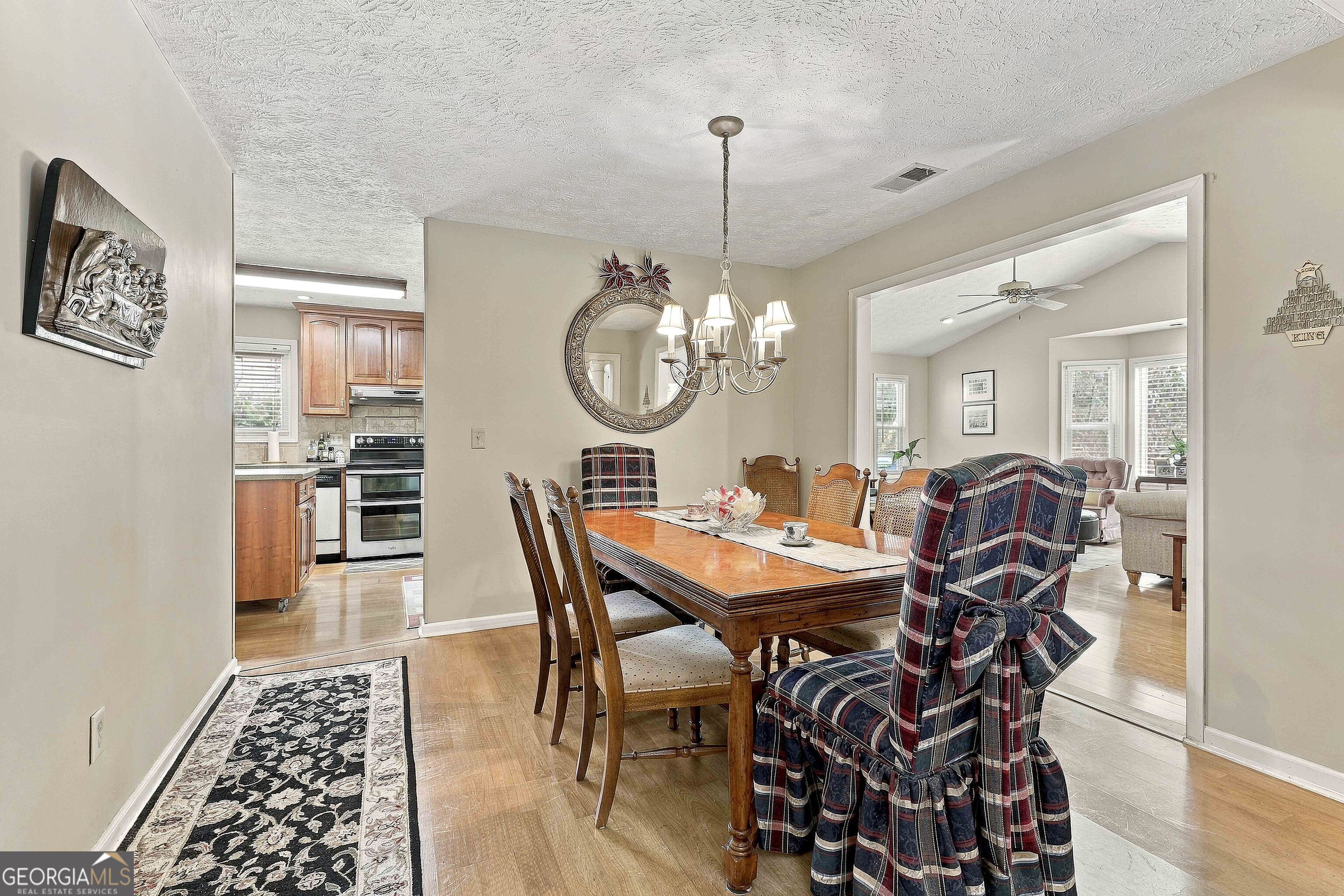 508 Raintree Hill Property Photo 15