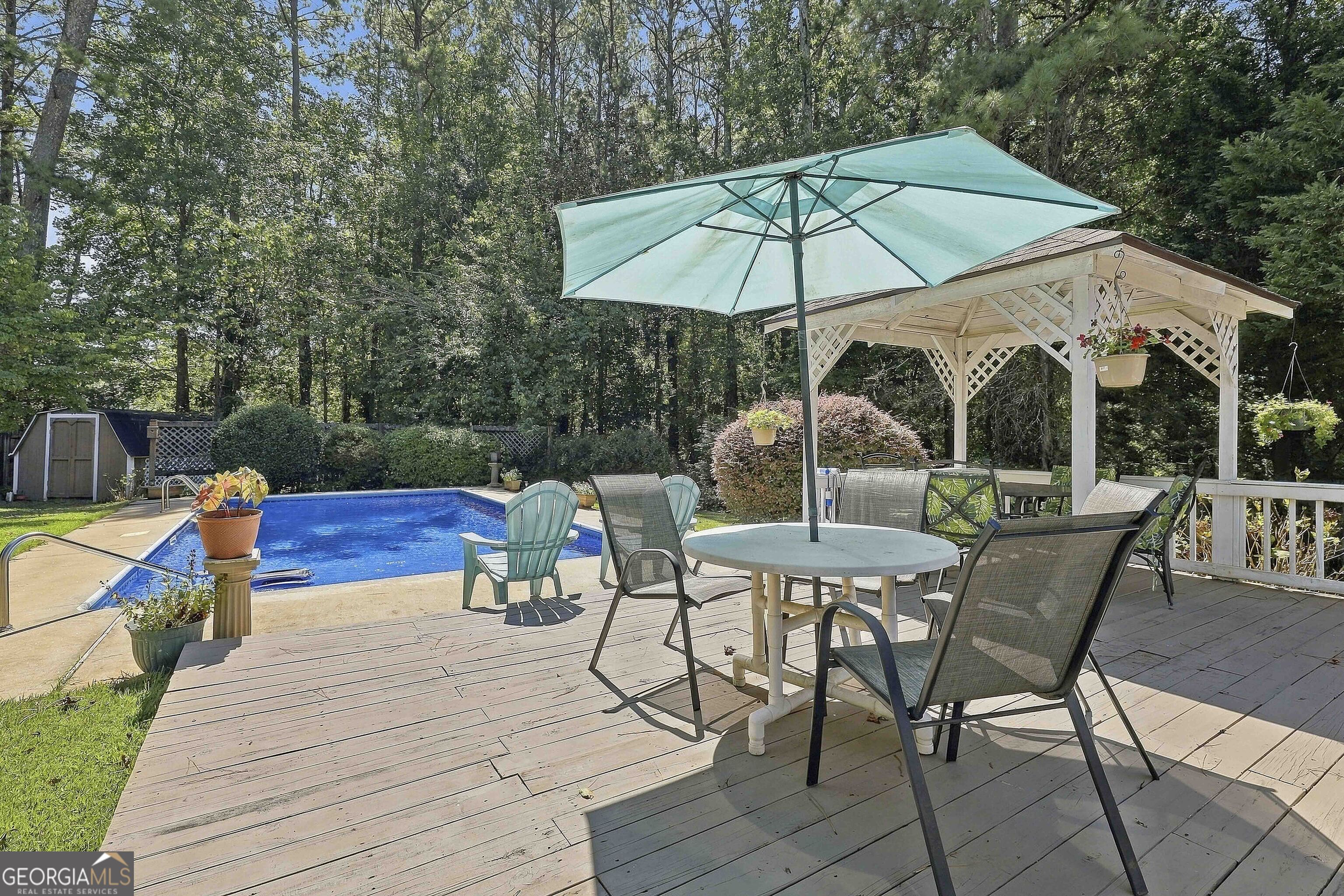 508 Raintree Hill Property Photo 32