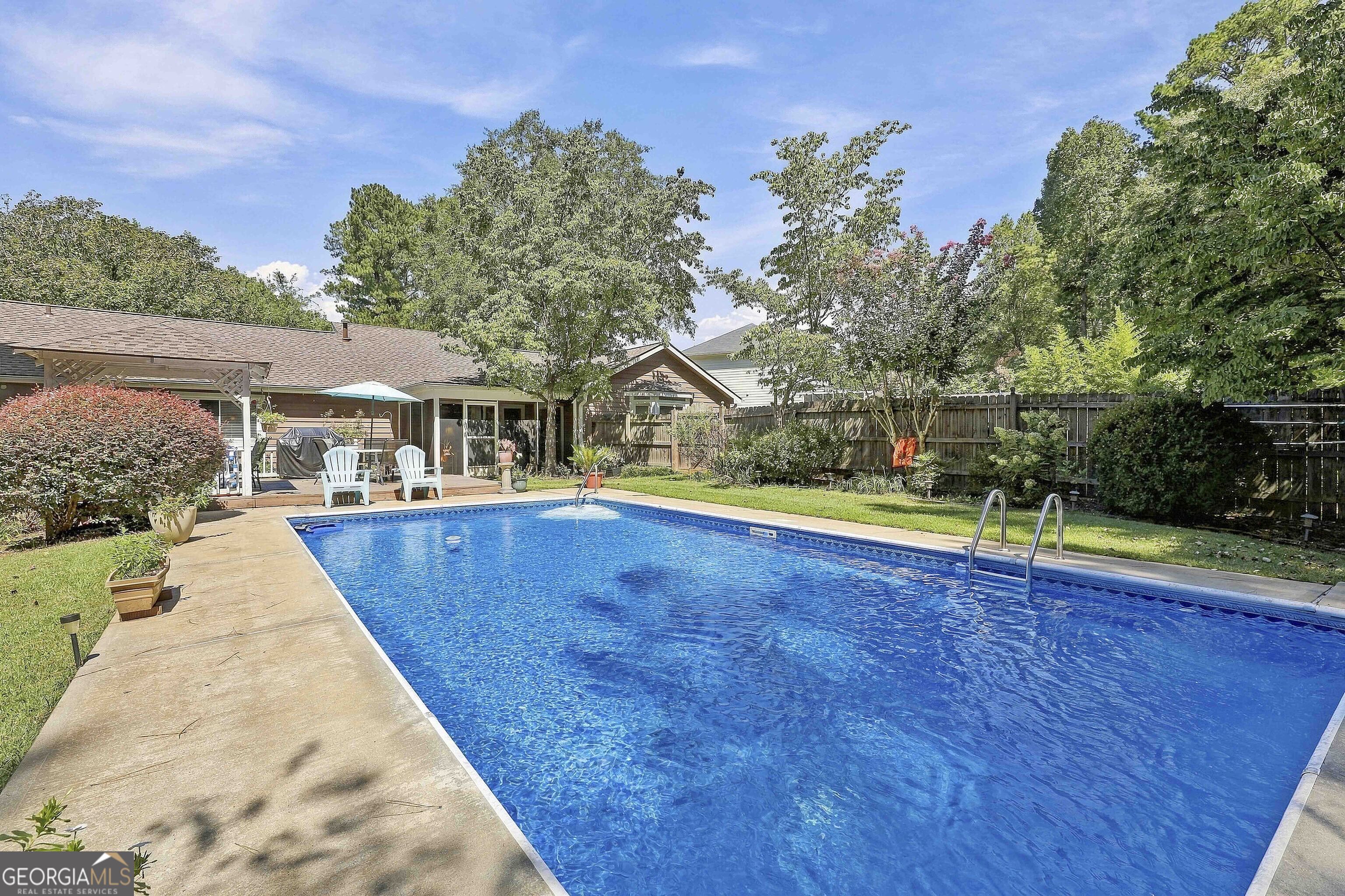 508 Raintree Hill Property Photo 36