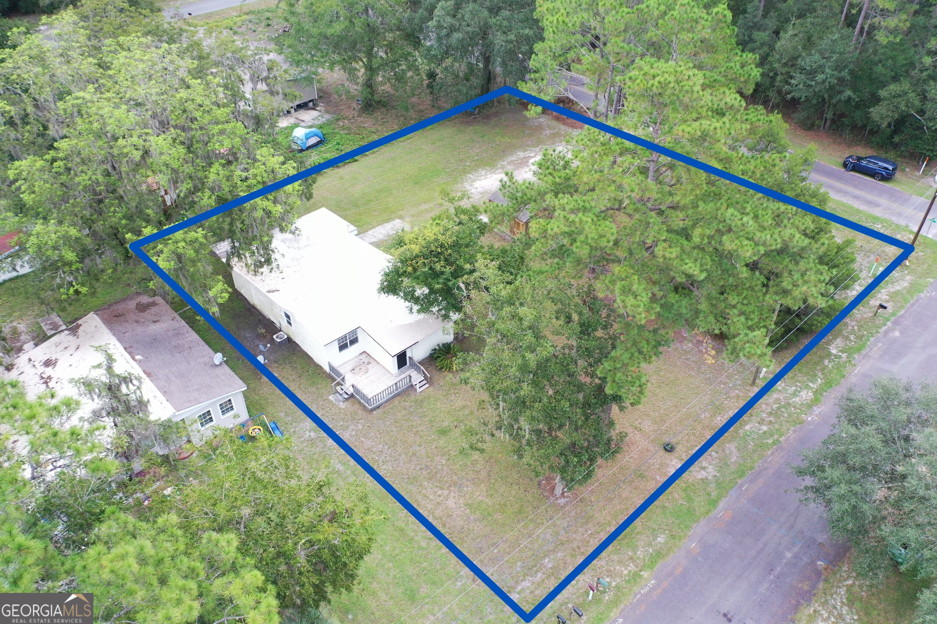 726 Chestnut Street Property Photo 4