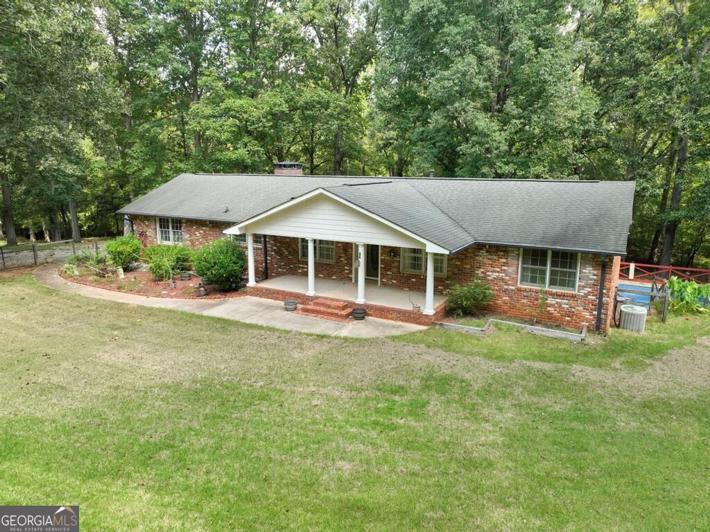 783 Lester Mill Road Property Photo 1