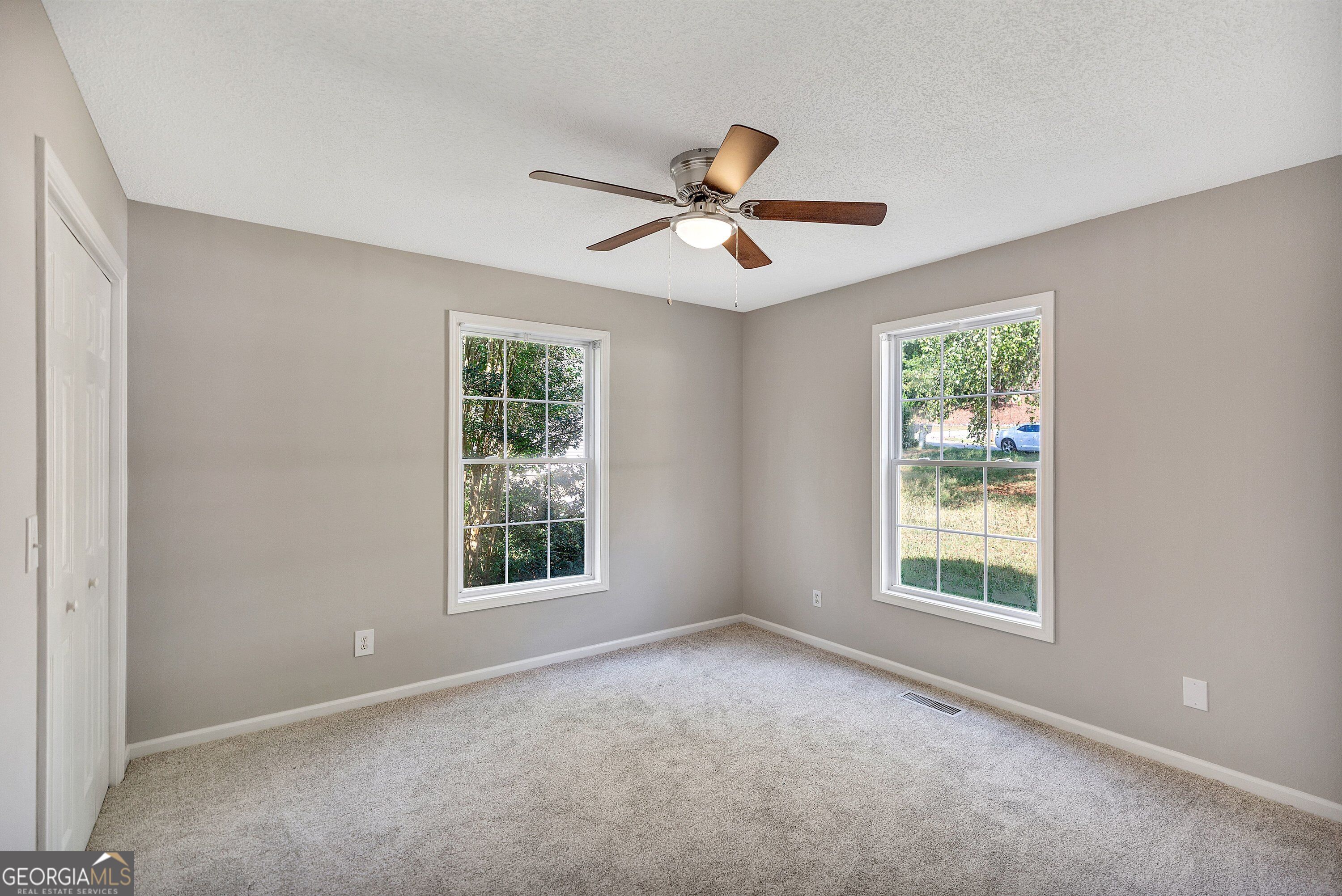 104 Lakehill Road Property Photo 10
