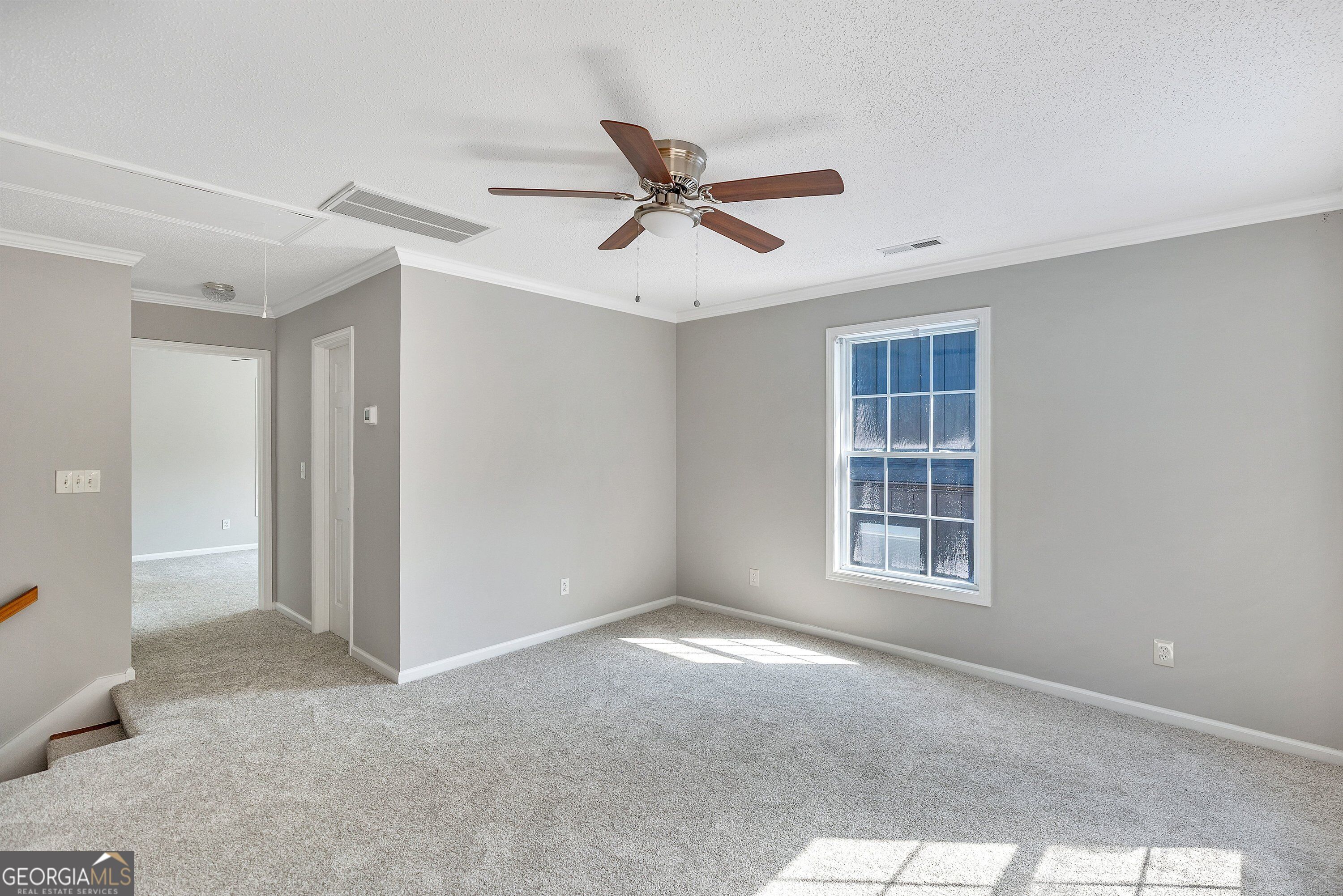 104 Lakehill Road Property Photo 13
