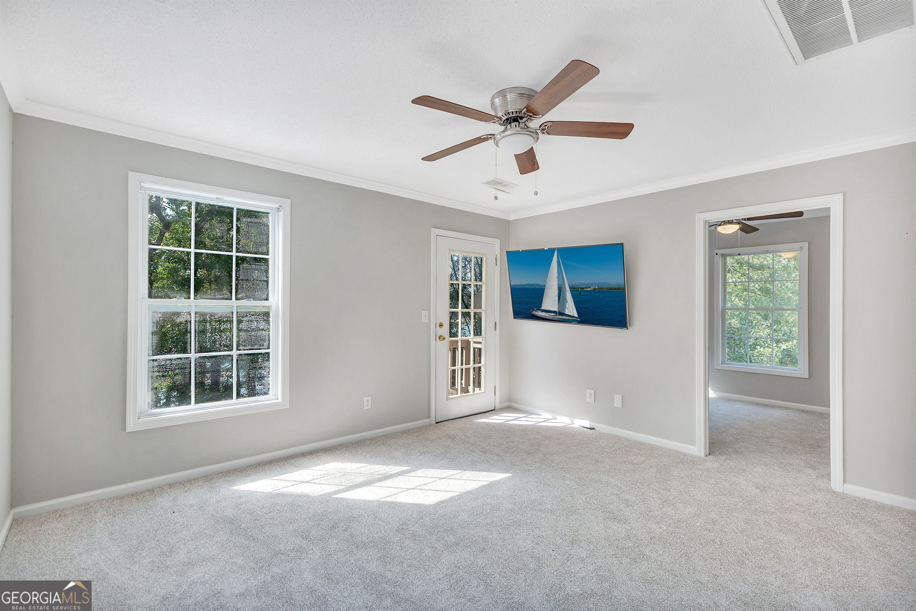 104 Lakehill Road Property Photo 15