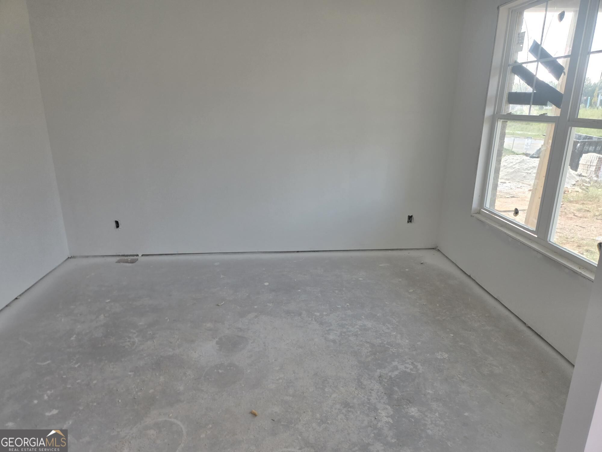1162 Homepark Circle Property Photo 6