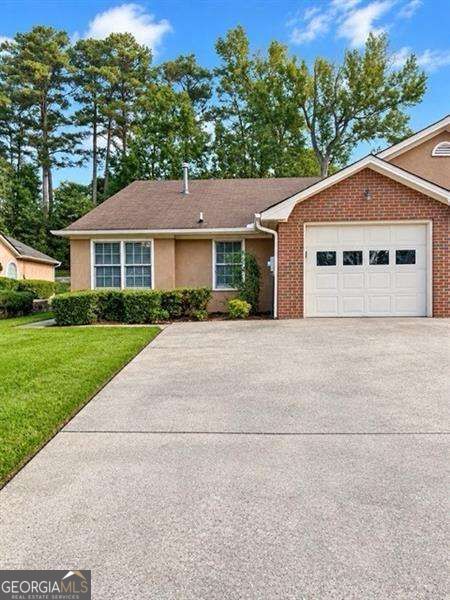 7109 Woodridge Lane Property Photo 1
