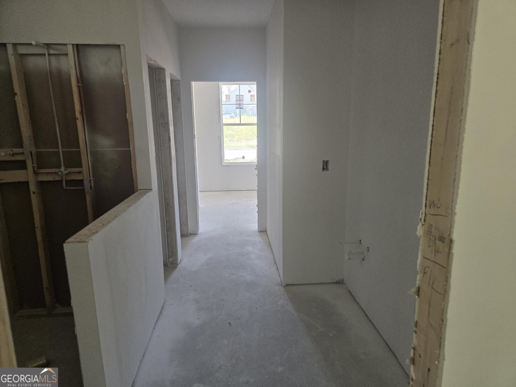 1172 Homepark Circle Property Photo 10