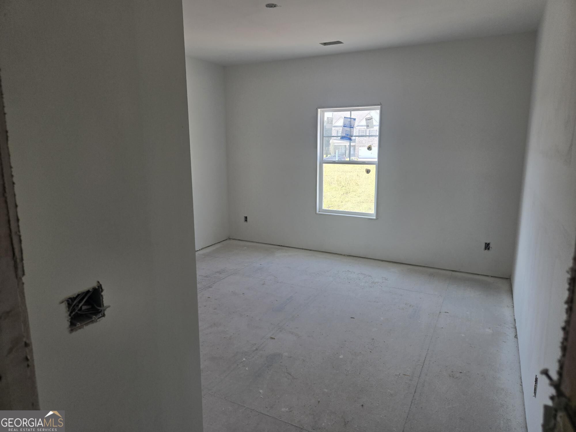 1172 Homepark Circle Property Photo 12