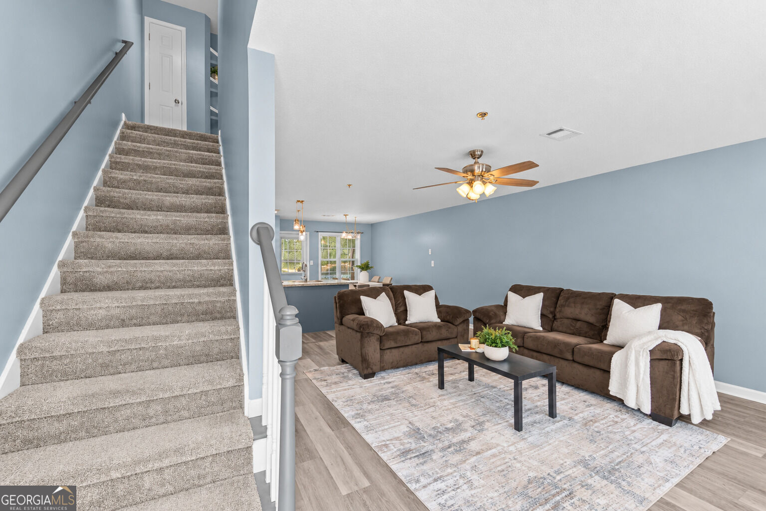 637 Huntington Road # C2 Property Photo 16