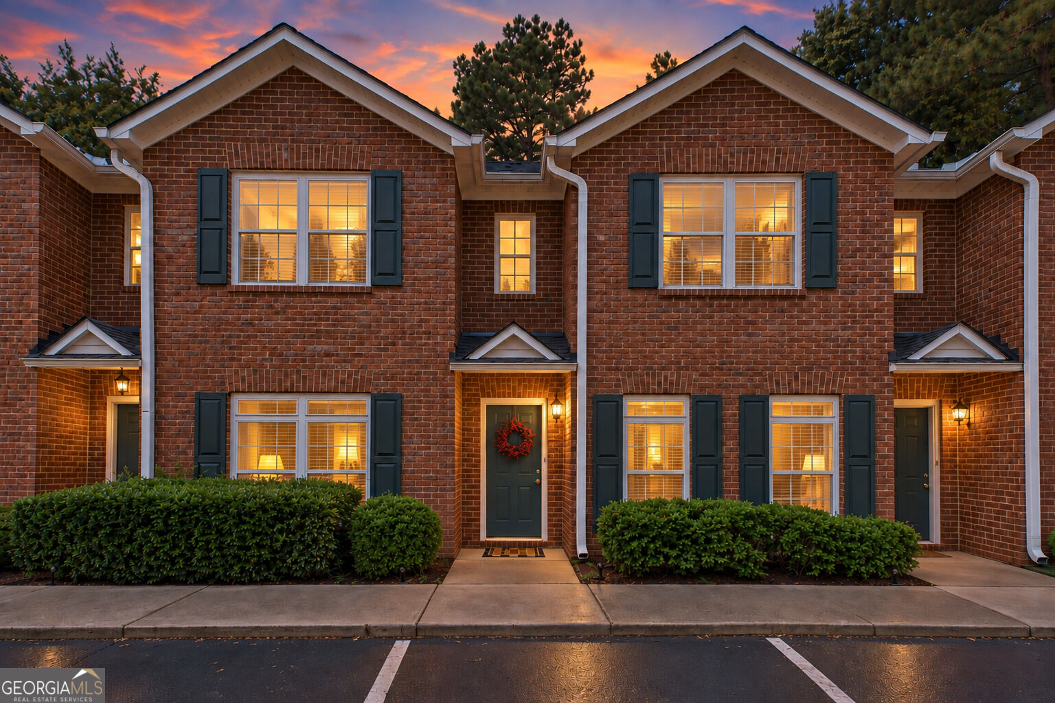 637 Huntington Road # C2 Property Photo 27