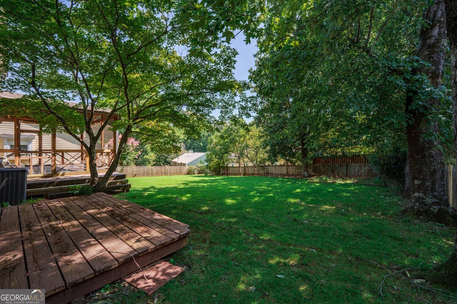 445 Carriage Court Property Photo 17