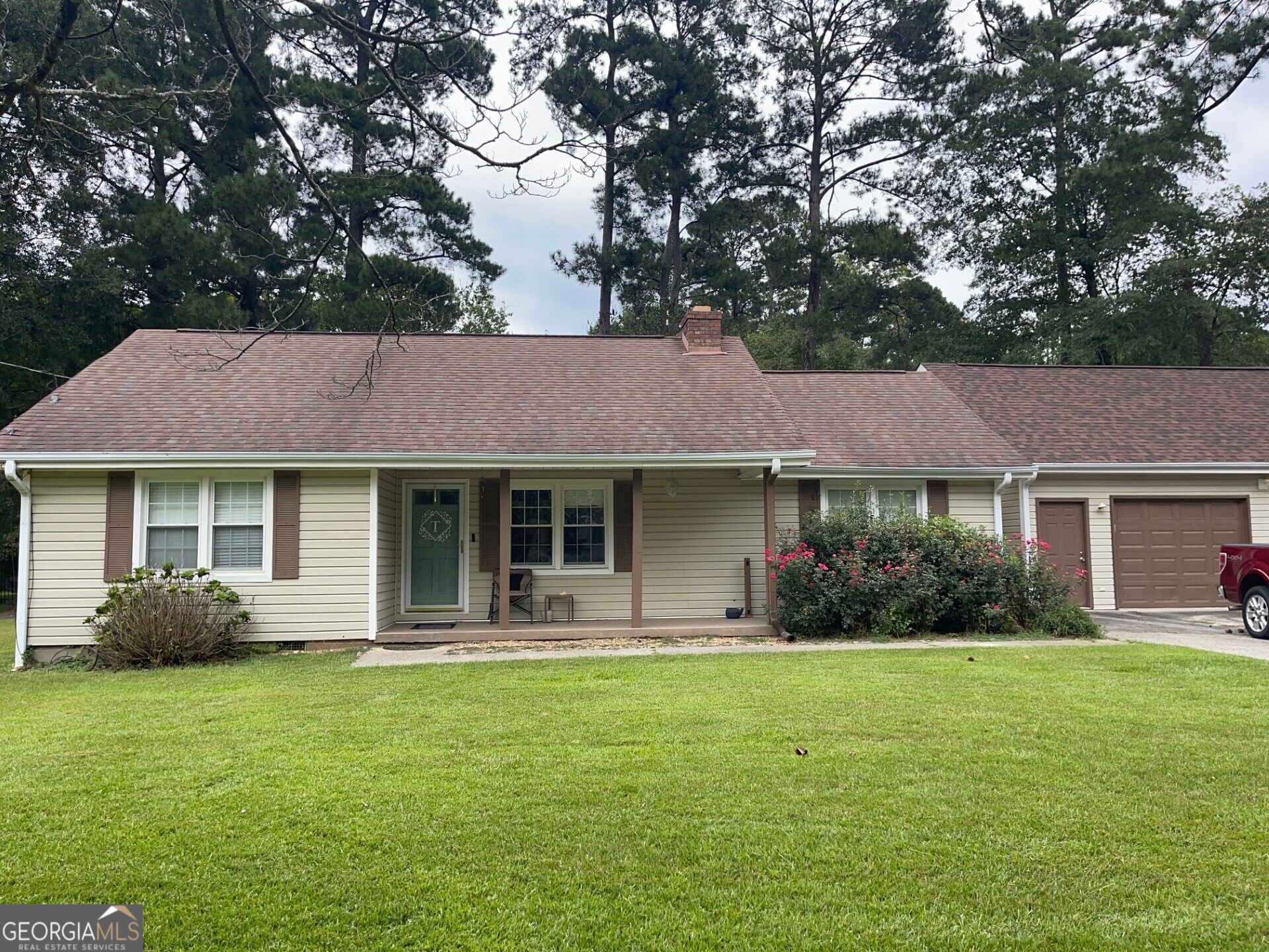 1137 Smith Ferguson Road Property Photo 1