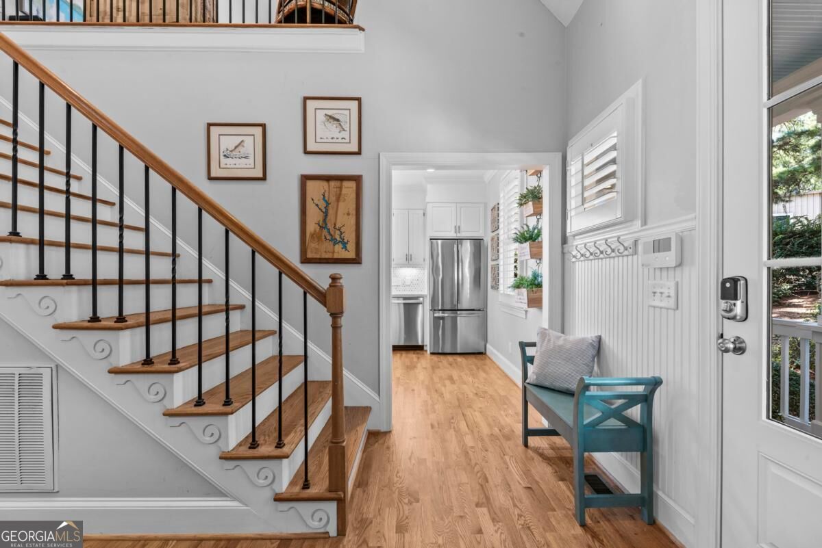 155 Oakton S Property Photo 13