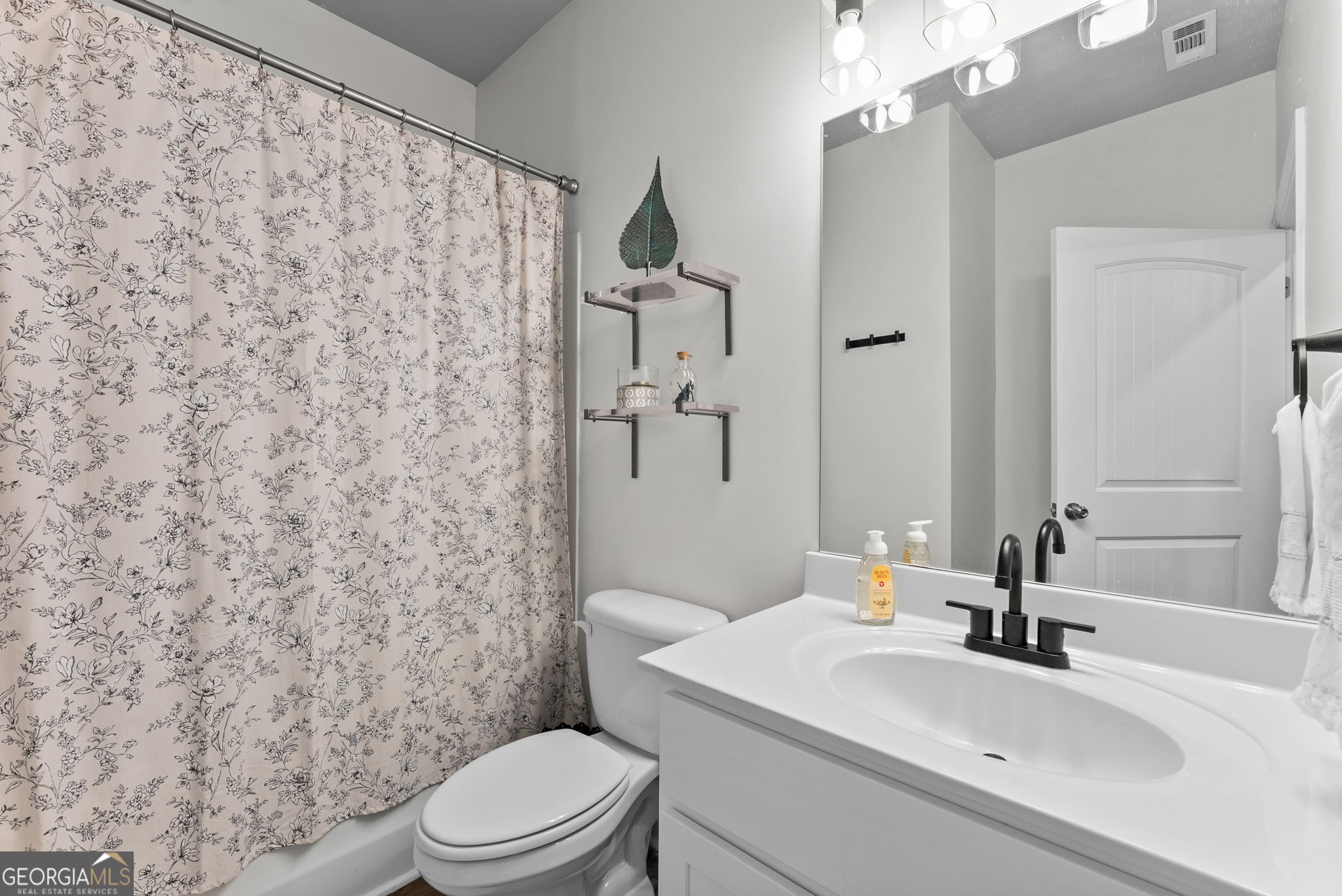 210 Masters Way Property Photo 32