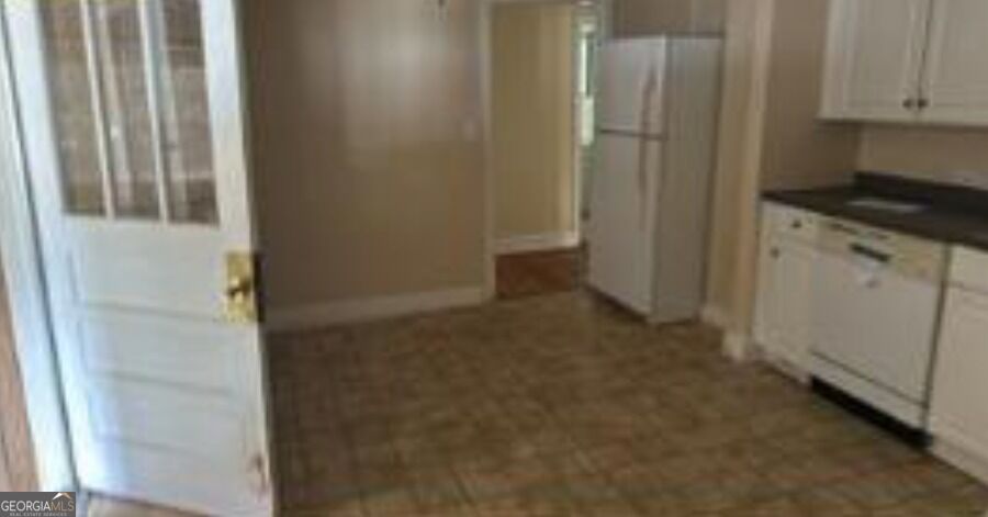 7 Pine Avenue Property Photo 4