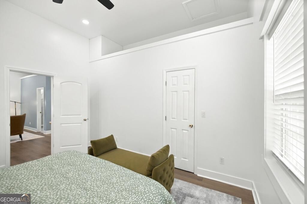 2131 Cedar Street Property Photo 27