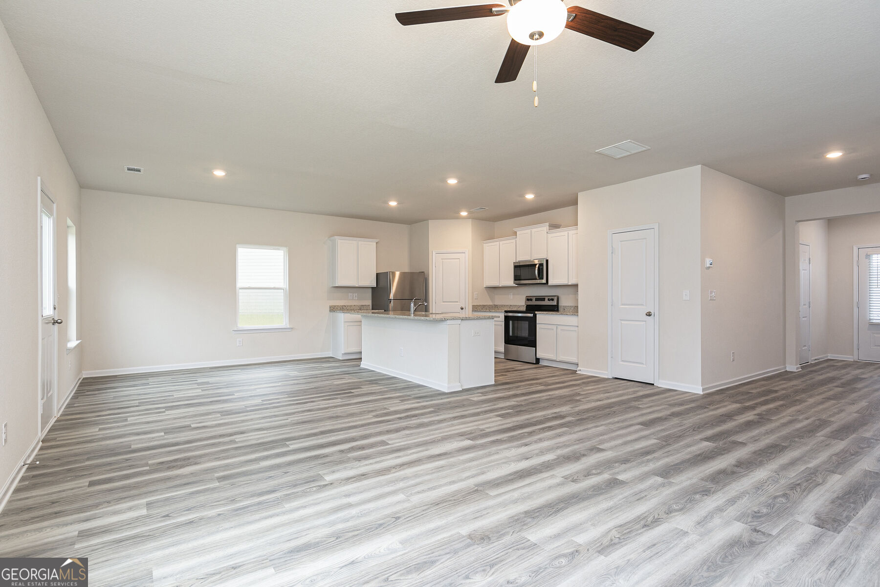 391 Sand Dune Way Property Photo 9