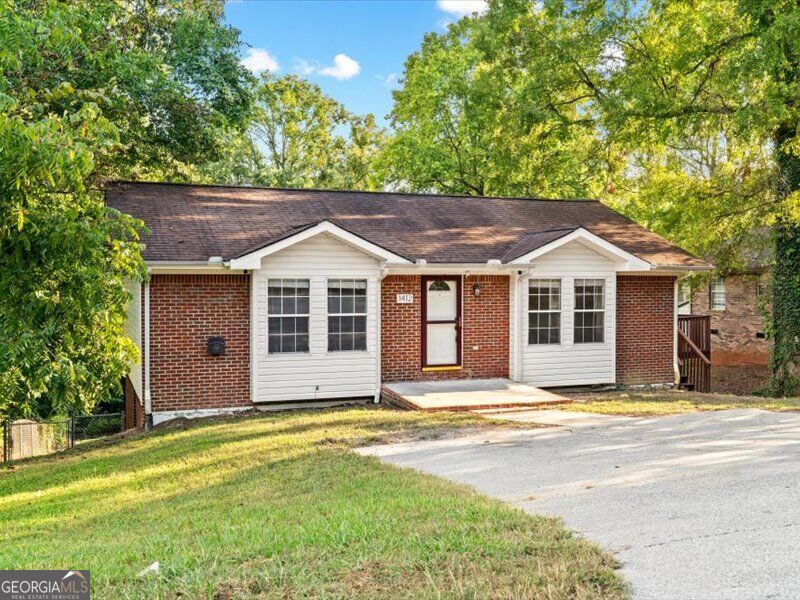 1412 Elite Drive Property Photo 3