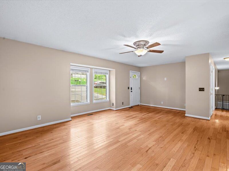 1412 Elite Drive Property Photo 8