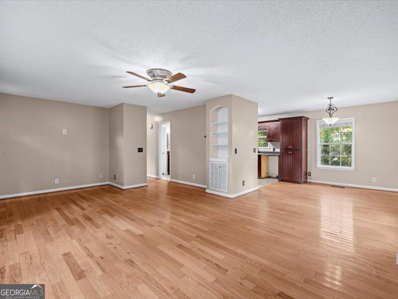 1412 Elite Drive Property Photo 9