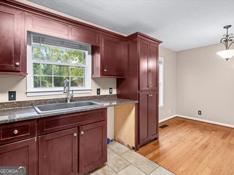 1412 Elite Drive Property Photo 15